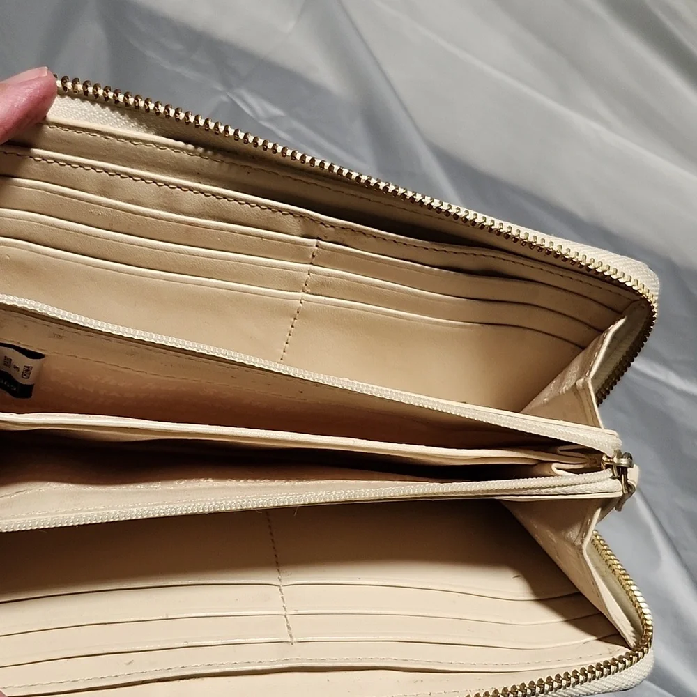 KATE SPADE WALLET - Picture 3 of 6